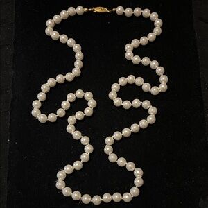 Elegant 1 String Pearl-like Necklace 32”
